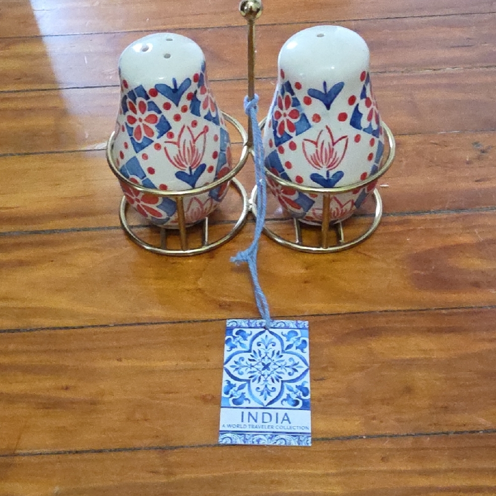 Blue & Red Floral Salt and Pepper Shaker Set